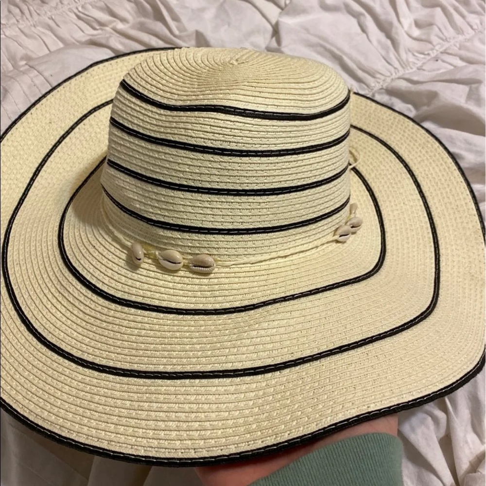 Sun hat